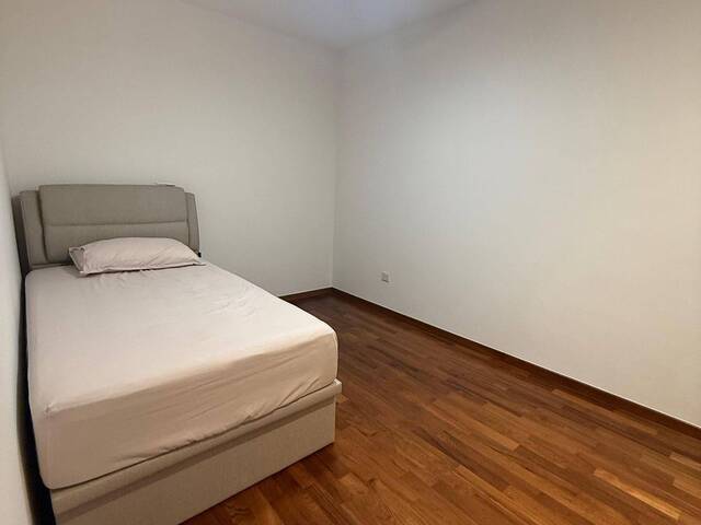 ## 🌟 Newly Renovated Common Room for Rent | Private Toilet | $1,200