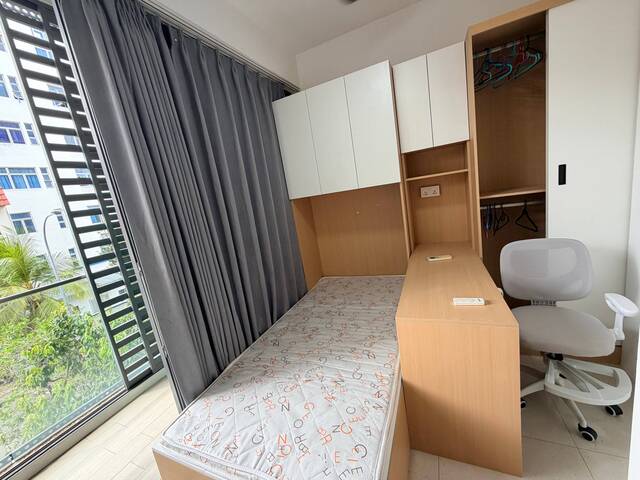 3-Min Walk to Aljunied MRT | 3-Bedroom Condo for Rent