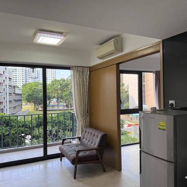 1-Bedroom Unit @ River Isles! NO AGENT FEE!