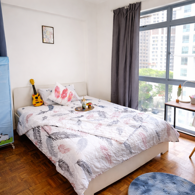 Centrally Located Private Suite for Up to 2 Pax!