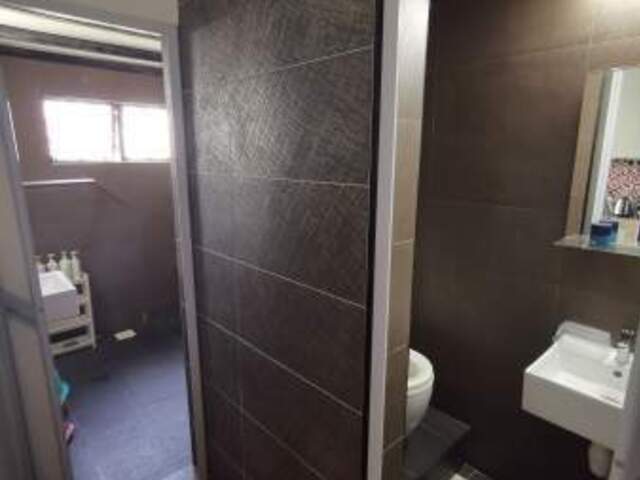 Common Room/ Kembangan, Bedok, Eunos MRT/ 1 pax/ Available Immediate