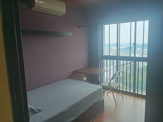 Pinnacle@Duxton - room for rent!