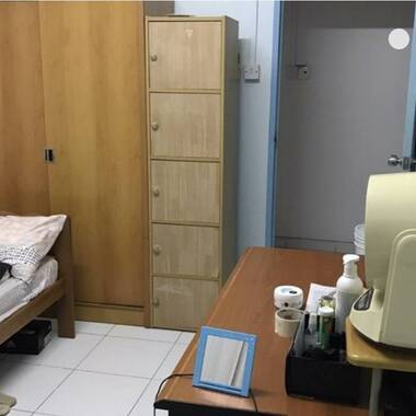 Common room, light cooking, near MRT, near Lot 1 Shopping Mall, new Aircon, new Mattress and more..