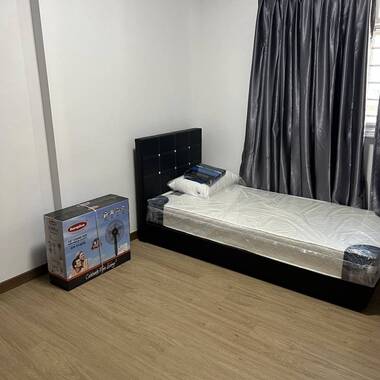 Common room at 382c yishun street 31 for rent! Aircon wifi!