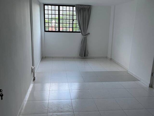 Common Room At Clementi West St 2