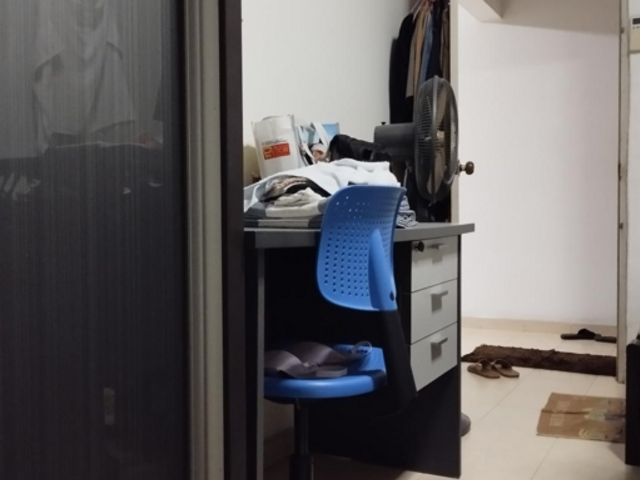 Comfortable & peaceful house Aircon Wifi Female Shared Common Room at Jurong west st. 41 (640457)