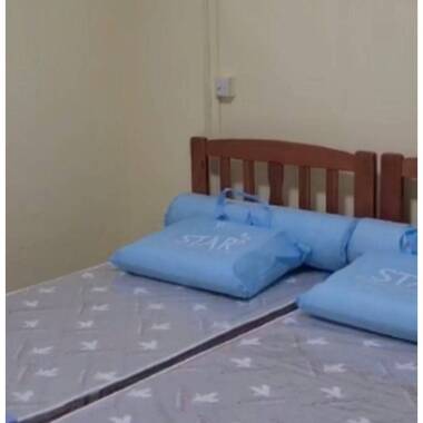 SHARE ROOM @ Blk 353 Hougang - $500 for 1 girl (aircon + wifi)