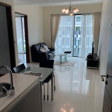 1-Bedroom Condo @ The Suites @ Central! NO AGENT FEES