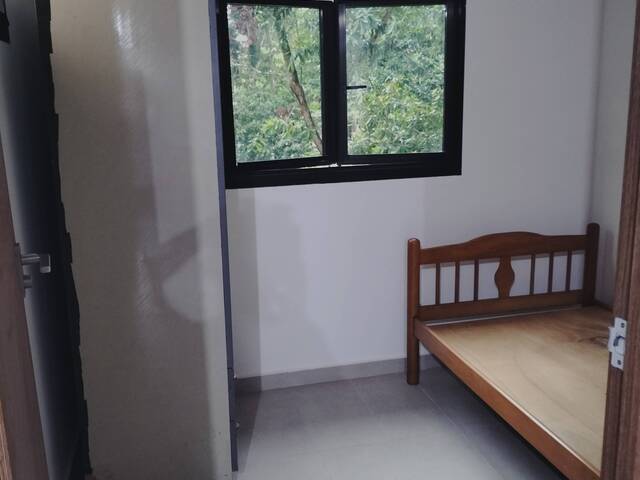 A Quiet Room for rent (BLK157, Mei Ling St, 300m from Queenstown MRT station)