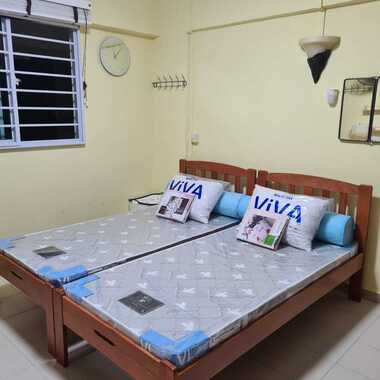 SHARE ROOM @ Blk 353 Hougang - $500 for 1 girl (aircon + wifi)