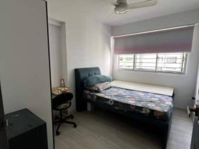 Yishun/Khatib common room for rent