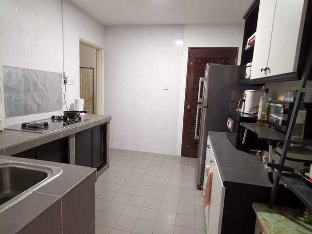 Room for rent/Toa Payoh, Boon Keng, Novena MRT/1 pax stay/Include Utilities/Available IMMEDIATELY