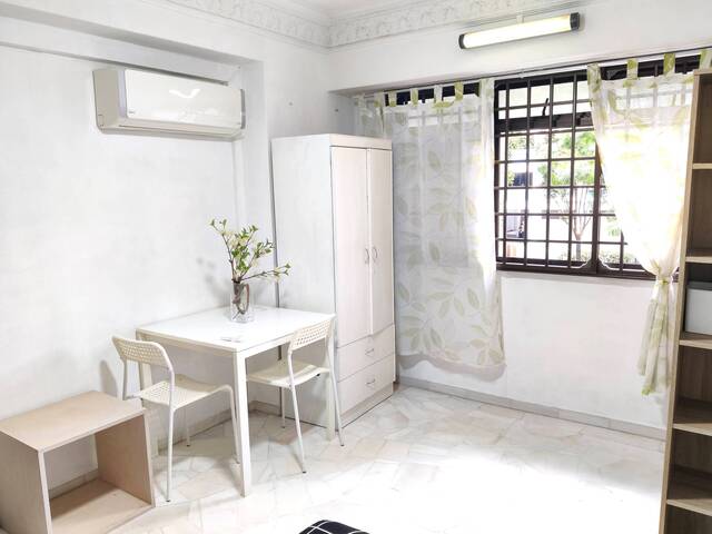 Large common room corner house