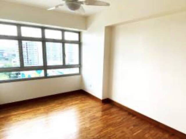 Common room at 302a punggol place for rent! Aircon wifi!