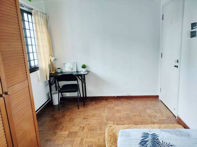 Room for Rent – The Regalia (Blk 2 #19-02, Common Room 5)