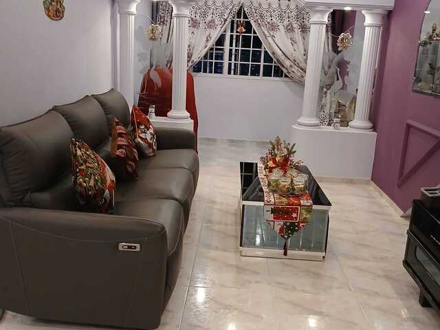 Blk 837 Hougang Central - $850 for 1 pax (any gender) - AIRCON + WIFI - walk to MRT