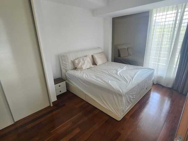 Marina Bay, Raffles Place & Downtown MRT,Big Master Bedroom For Rent. Newly Furnished