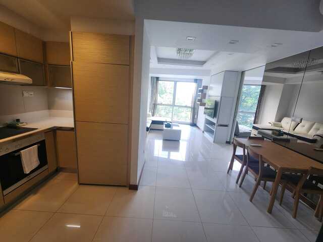 Single Common Room - Marina Boulevard/Raffles Place Mrt!