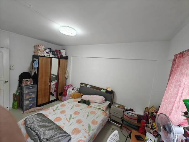 Room for rent in hougang