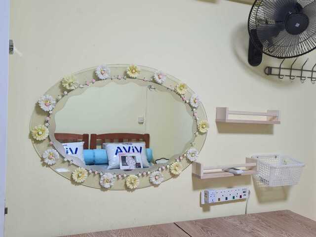 SHARE ROOM @ Blk 353 Hougang - $500 for 1 girl (aircon + wifi)