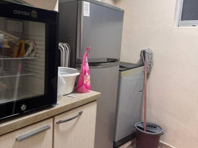 Room for rent/ Near Clementi, Dover MRT/ For 1-2 pax/ Available Immediately