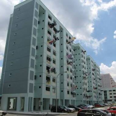 Common Room for rent at Blk 106 Gangsa Road. (Female Only) NO AGENT FEE