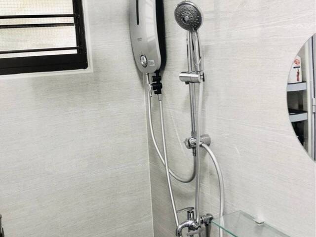 $400 Room Rent (Hougang)