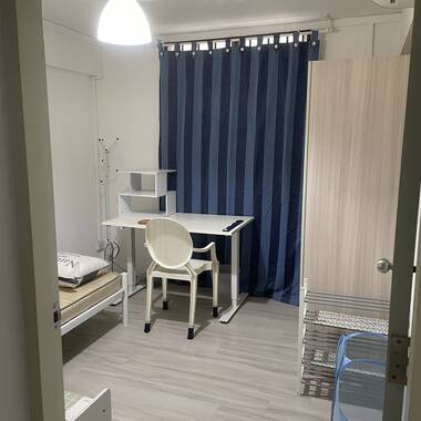 Common Bedroom with Kitchen Bathroom Rental / Dine @ the Kitchen
