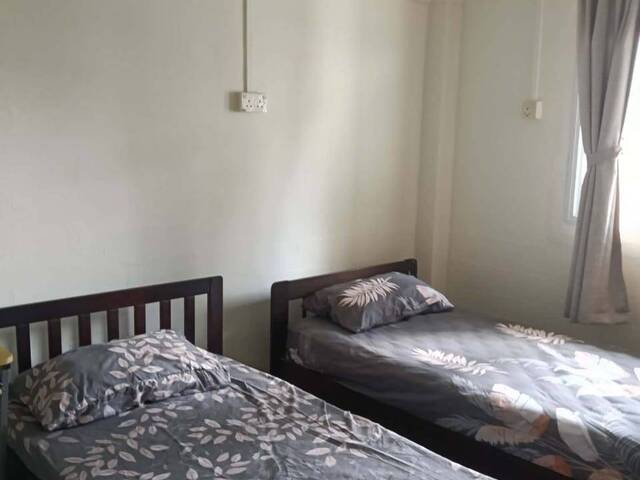 Common room at 94 Lorong 4 Toa Payoh for rent! Wifi available!