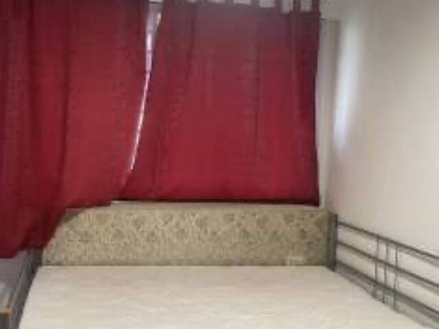 Common room at 404 Serangoon Avenue 1 for rent! Aircon wifi!