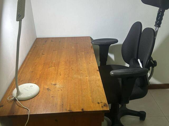 HDB Common Room for Rent - full furnished High floor, walking to MRT