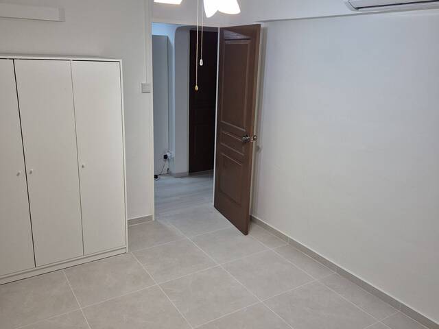 房间出租 武吉巴督33街, 大牌319 Room rental bukit batok/bukit gombak