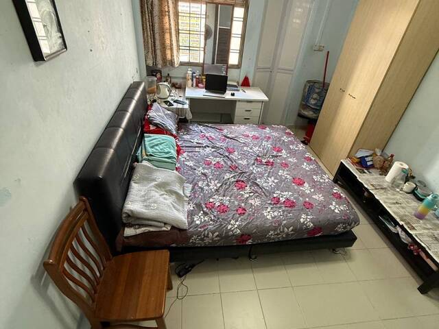 Available Master room for rent at Tampines street 84
