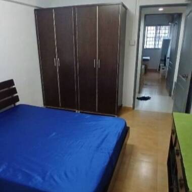 Master bedroom for rent