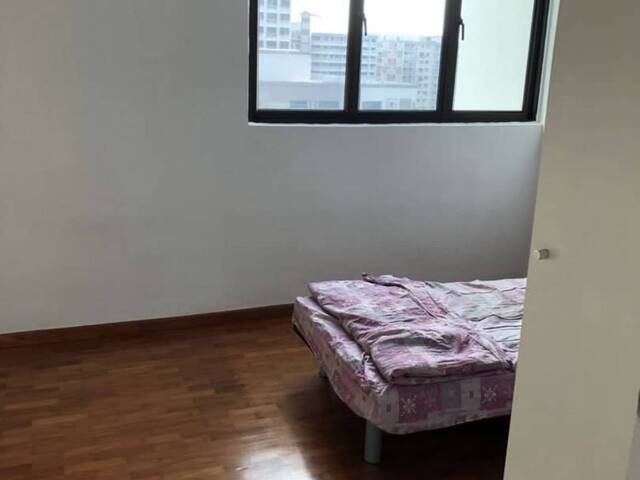 Blk 101 Serangoon North Common room available