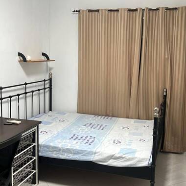 Cozy Common Room @ Hougang Ave 1 Blk165 – $830 (No Agent)