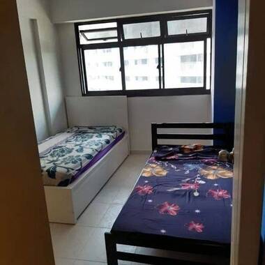 Sembawang Shared room for Females
