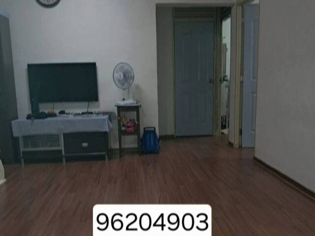 Share Room @ 239 Bukit Batok East
