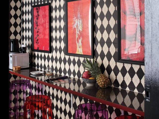 Heritage Shophouse Studio | All-Inclusive Living | Chinatown | Near Telok Ayer MRT