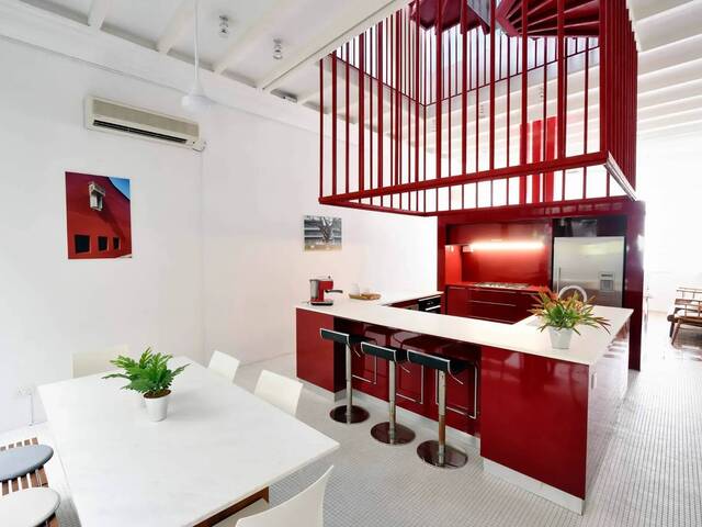 All-Inclusive Studio Living | Minutes to Aljunied MRT | Private Space in Heritage Home