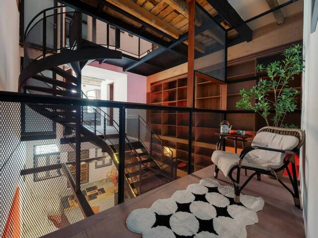 Designer Studio 2 Pax | All-Inclusive Living | Near Aljunied MRT | Move-In Ready City Fringe Gem