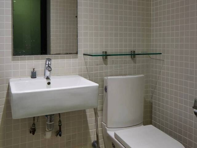 Heritage Co-Living Room | ~9 mins to Aljunied MRT | All-Inclusive Living in Geylang | 2 Pax Ready