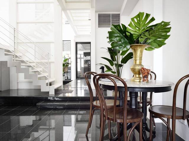 Private Studio for 2 Pax | 393 sqft Spacious Living | Near Farrer Park MRT | Heritage Shophouse Life