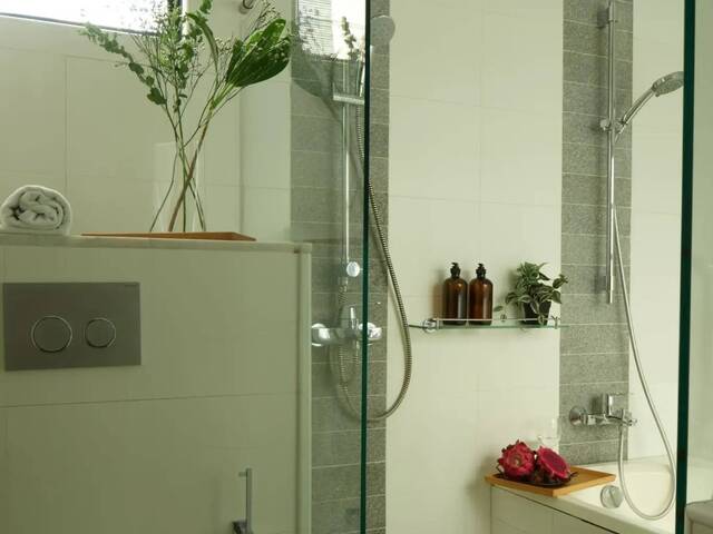 Fully Furnished Studio for 2 Pax | ~300+ sqft | Ensuite Privacy | Near Farrer Park MRT