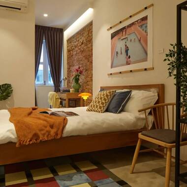 Private Studio for 2 Pax | Approx 300 sqft | All-Inclusive Living | Jalan Besar (Near MRT) | Move-In