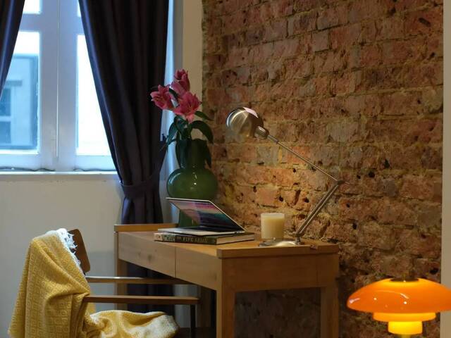 Private Studio for 2 Pax | Approx 300 sqft | All-Inclusive Living | Jalan Besar (Near MRT) | Move-In