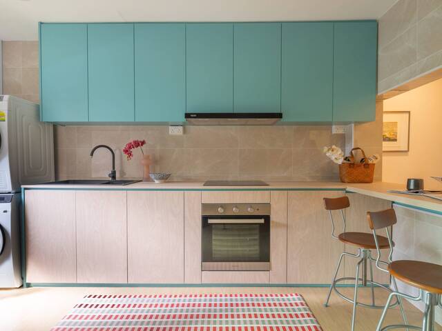 Stylish Studio | 2pax | ~200 sqft | All-Inclusive Living | Tanjong Pagar | Move-In Ready