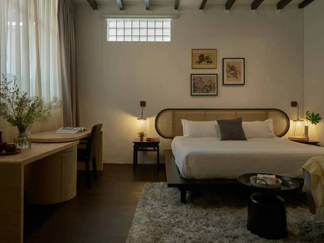 Designer Studio | 2pax | ~320 sqft | Heritage Living in Tiong Bahru | All-Inclusive Urban Retreat