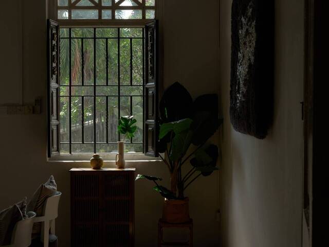 Designer Studio | 2pax | ~320 sqft | Heritage Living in Tiong Bahru | All-Inclusive Urban Retreat