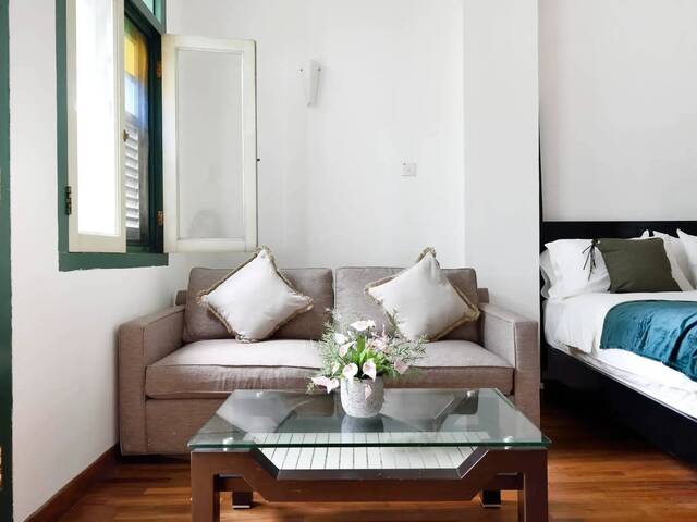 Spacious 2-Pax Studio 520 sqft | 7 mins to Farrer Park MRT | All-Inclusive Heritage Living